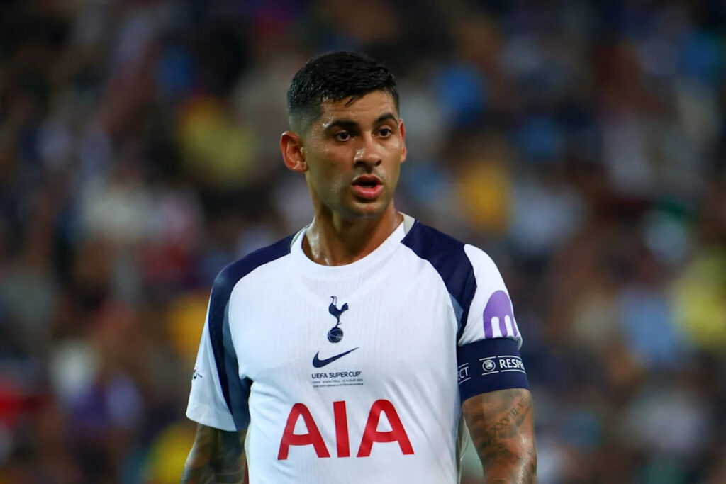 Real Madrid suffer major setback as Man United prepare €60m offer for defensive target