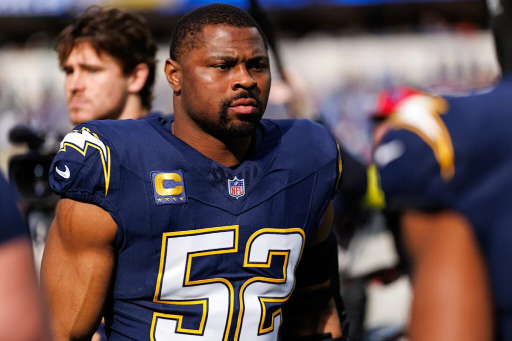 Chargers reportedly re-sign Khalil Mack to 1-year, M extension
