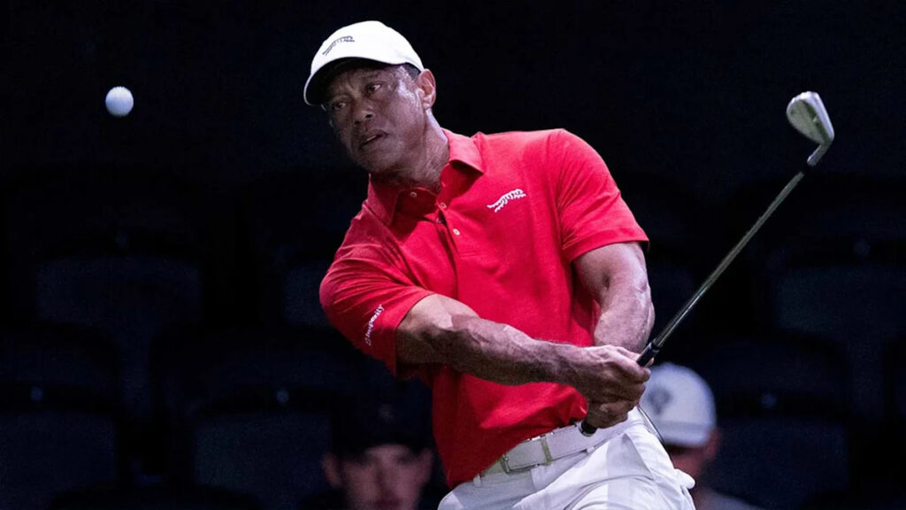 Tiger Woods loses it, slams putter after missing four-footer in TGL finals