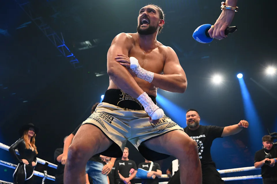 GOLD COAST, AUSTRALIA - DECEMBER 06: Teremoana Teremoana performs a Haka after winning the International Heavyweight bout between Teremoana Teremoana and German Garcia Montes at Gold Coast Convention and Exhibition Centre on December 06, 2025 in Gold Coast, Australia. (Photo by Matt Roberts/Getty Images)