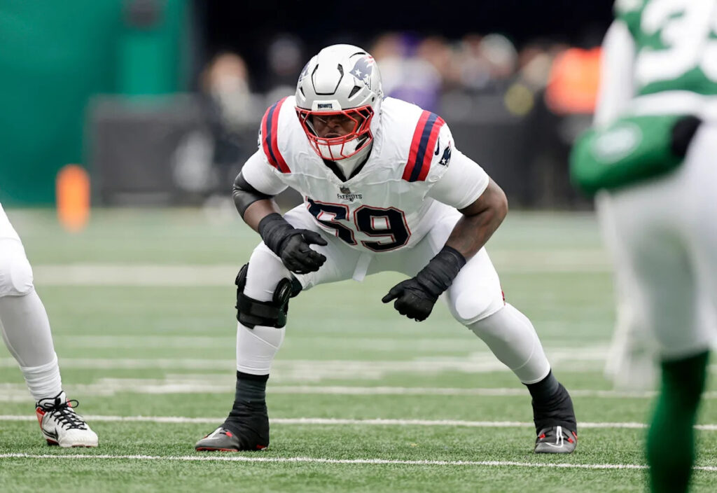 Patriots free agency profile: Vederian Lowe could be surprisingly popular