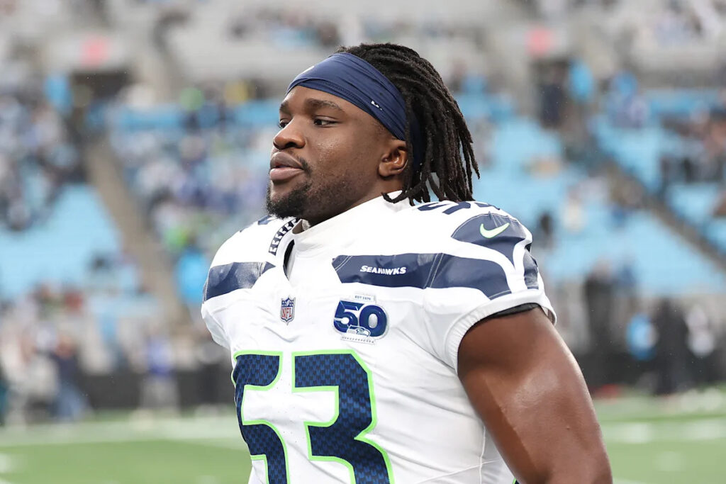 Why Cowboys should prioritize Boye Mafe over Trey Hendrickson in free agency