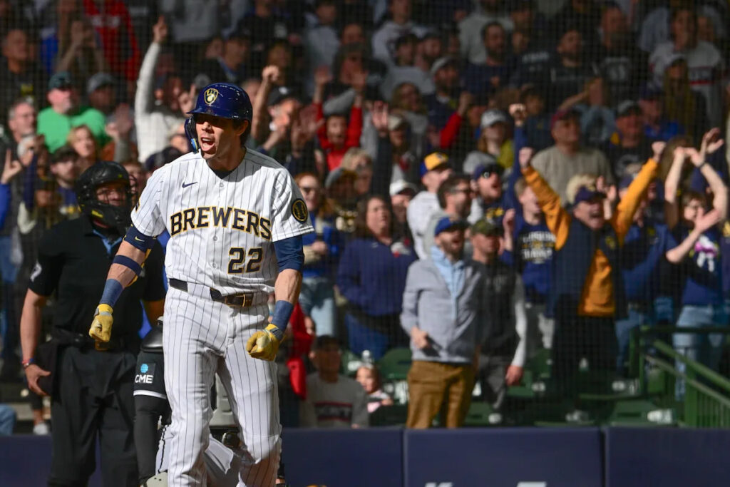 Low-trust bullpen: Brewers sweep Sox in 9-7 comeback
