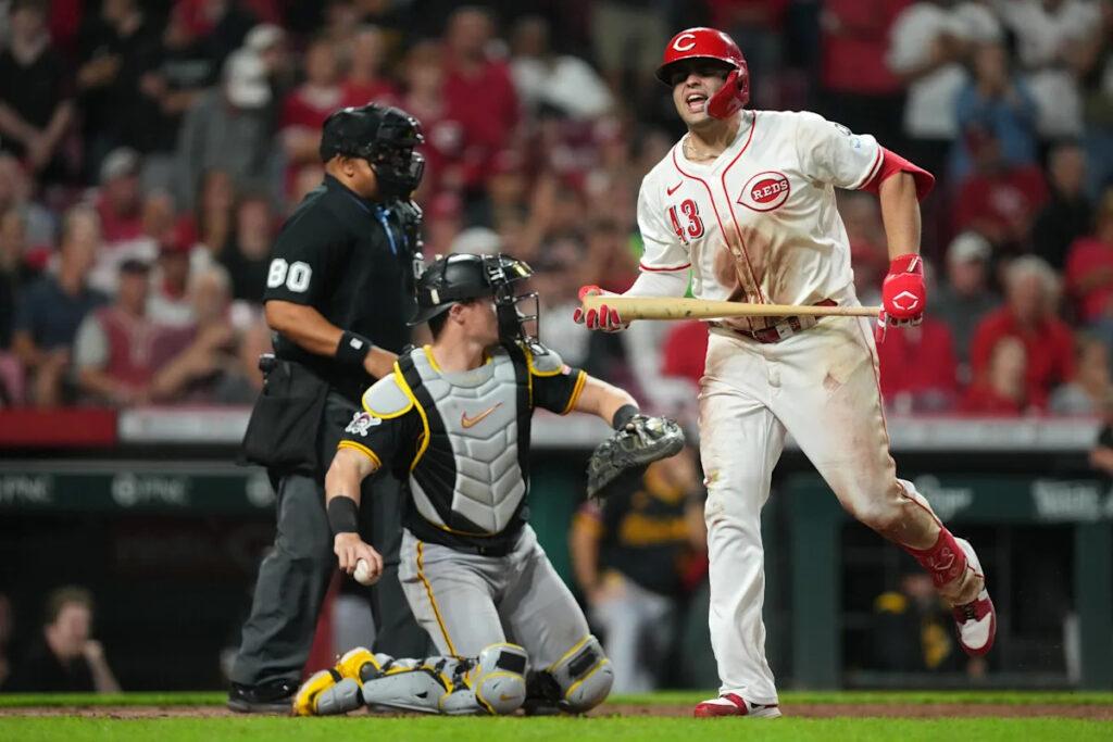 Game #4: Pittsburgh Pirates vs. Cincinnati Reds Game #4: Pittsburgh Pirates vs. Cincinnati Reds