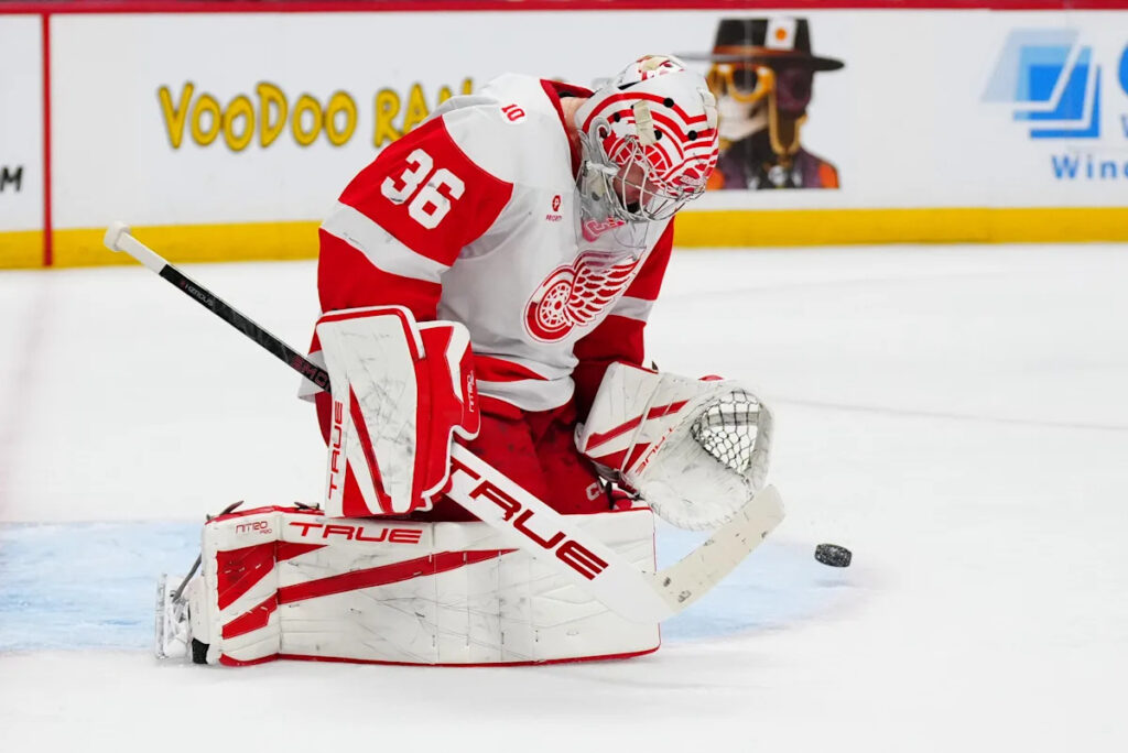 John Gibson injury update, Detroit Red Wings say goalie looks OK