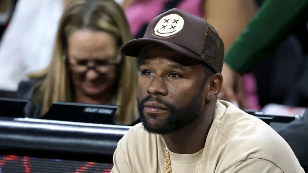 Floyd Mayweather to fight kickboxing legend in June, 3 months before Manny Pacquiao rematch