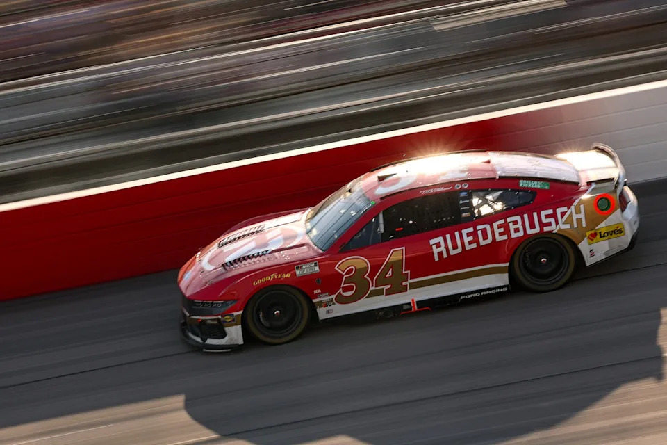 Todd Gilliland, Front Row Motorsports