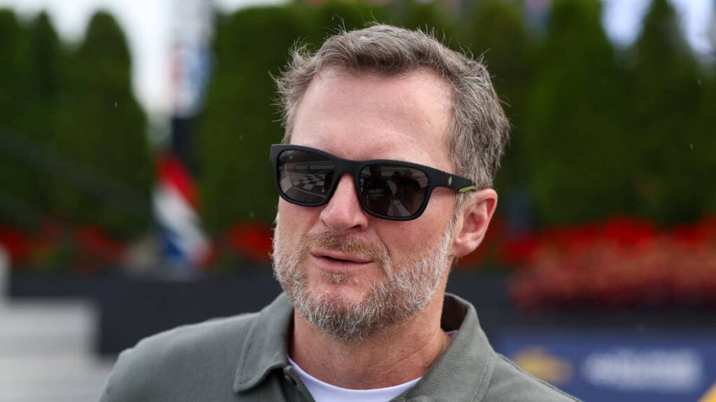 Dale Earnhardt Jr. Issues Warning To Kyle Busch After Crew Firing