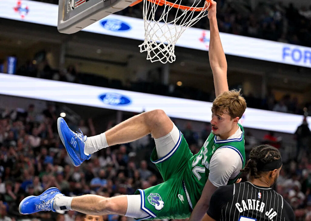 Lakers vs Mavericks Prediction, Picks & Odds for Tonight’s NBA Game