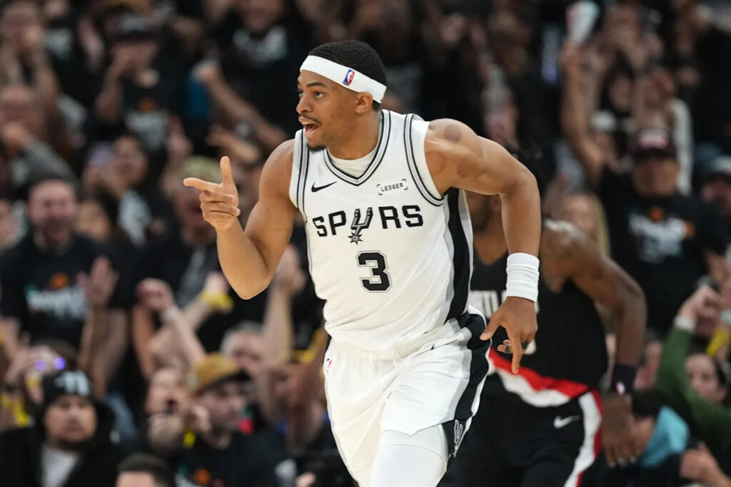 Spurs’ Keldon Johnson named NBA Sixth Man of the Year