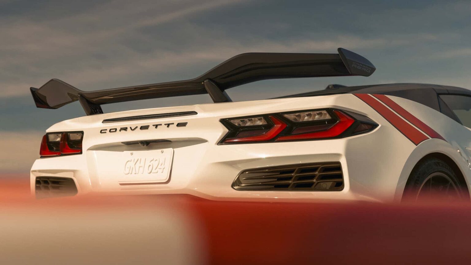 Corvette Stop Sale? C8 Vette Has Faulty Turn Signal Warning Lamps Corvette Stop Sale? C8 Vette Has Faulty Turn Signal Warning Lamps