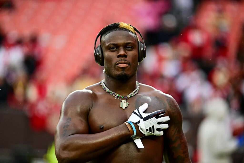 Daily Dawg Chow 4/29; which Browns’ FA will be next to sign elsewhere?