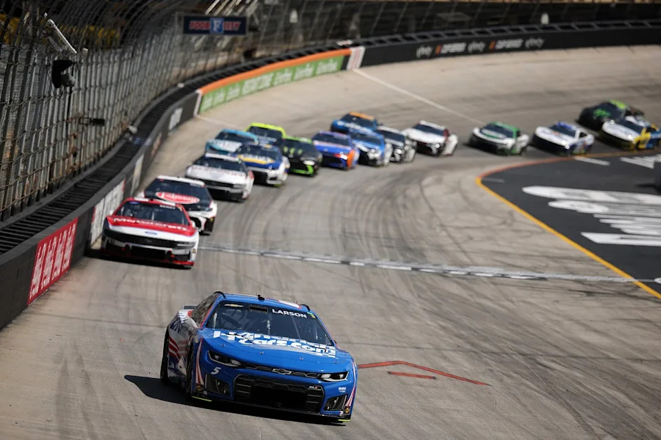 Kyle Larson, Hendrick Motorsports