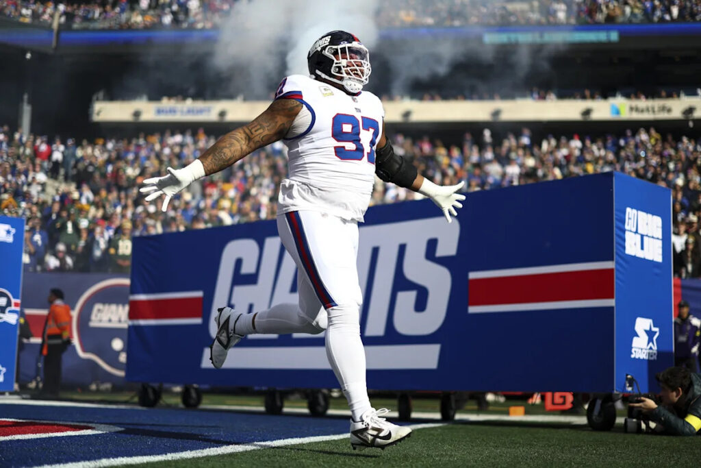 Bengals swing blockbuster NFL trade with Giants for Dexter Lawrence