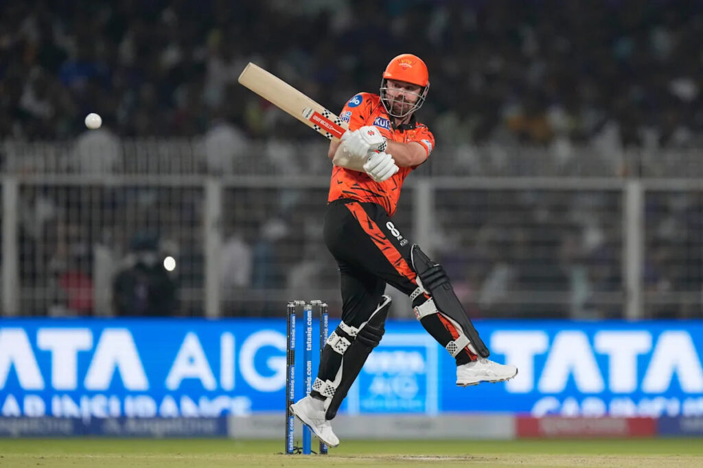 Hyderabad cruises to big win over Kolkata in the Indian Premier League