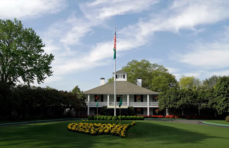 he Augusta National clubhouse during a practice round at the Masters golf tournament in Augusta, Ga., April 7, 2010. (AP Photo/Rob Carr, File) (AP2010)