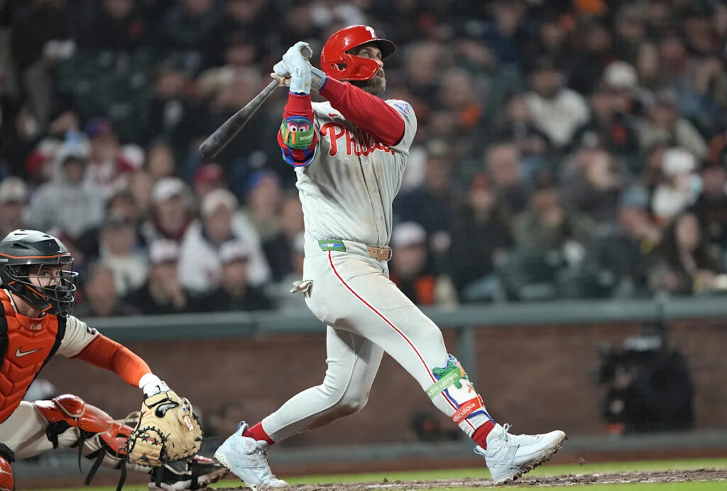 Giants Magic Dies: Phillies 6 Giants 4 Giants Magic Dies: Phillies 6 Giants 4