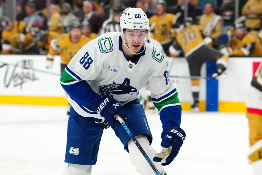 Report: Canucks Åman Suffers Season-Ending Injury Report: Canucks Åman Suffers Season-Ending Injury