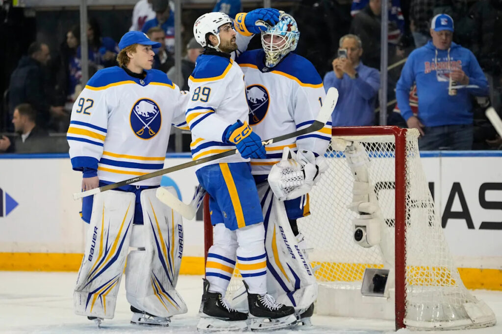 Jason Zucker’s third-period goal lifts the Sabres past the Rangers