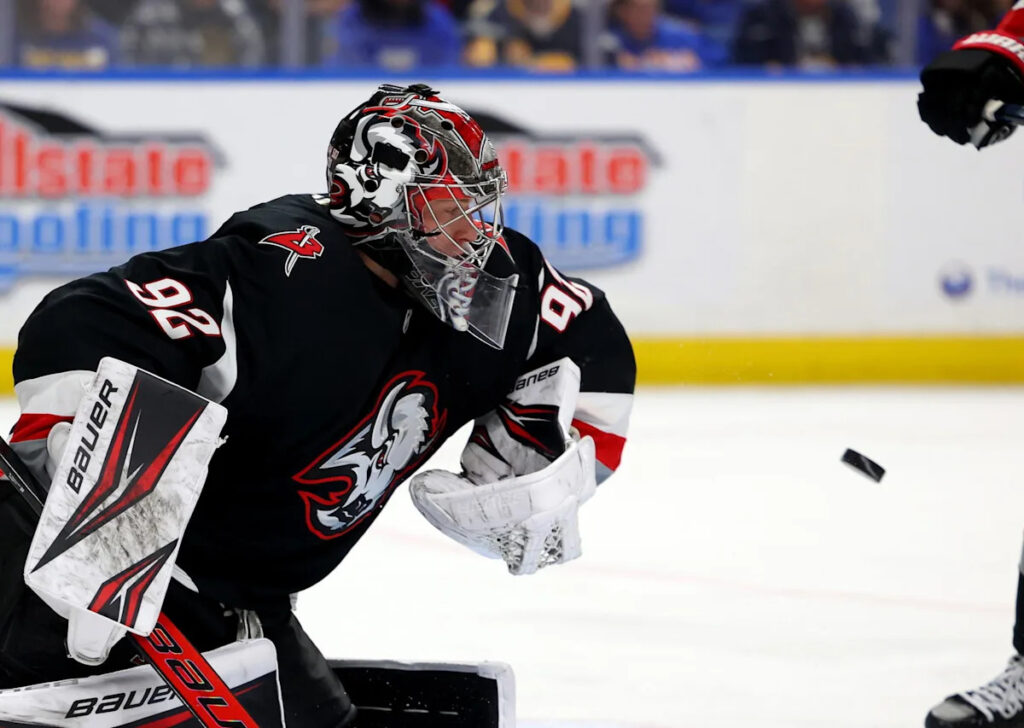 Ellis Steps In And Steps Up With Shutout Performance Against Blue Jackets