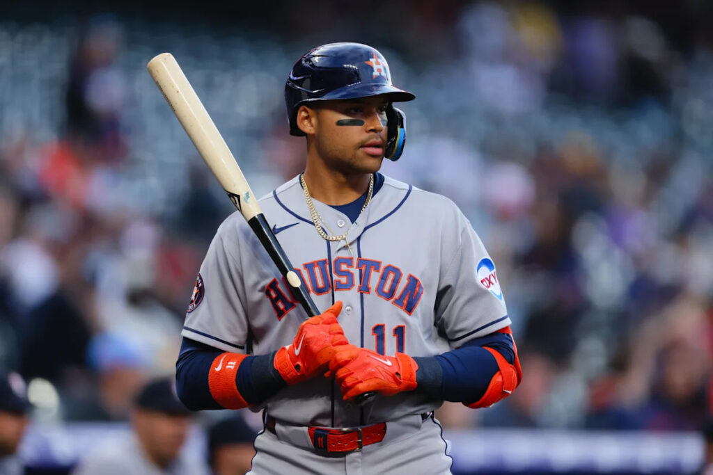 Crawfish Boil: Cam Smith Growing, Injuries/Losses Mounting, Kevin Alvarez’ Rise & More