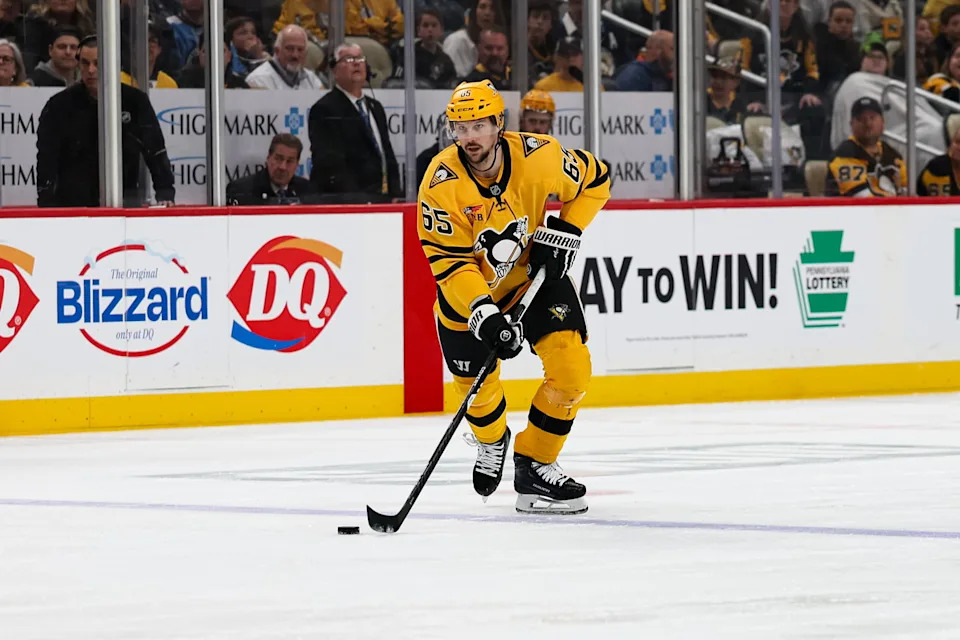 Erik Karlsson Named Penguins' MVP For 2025-26 Season