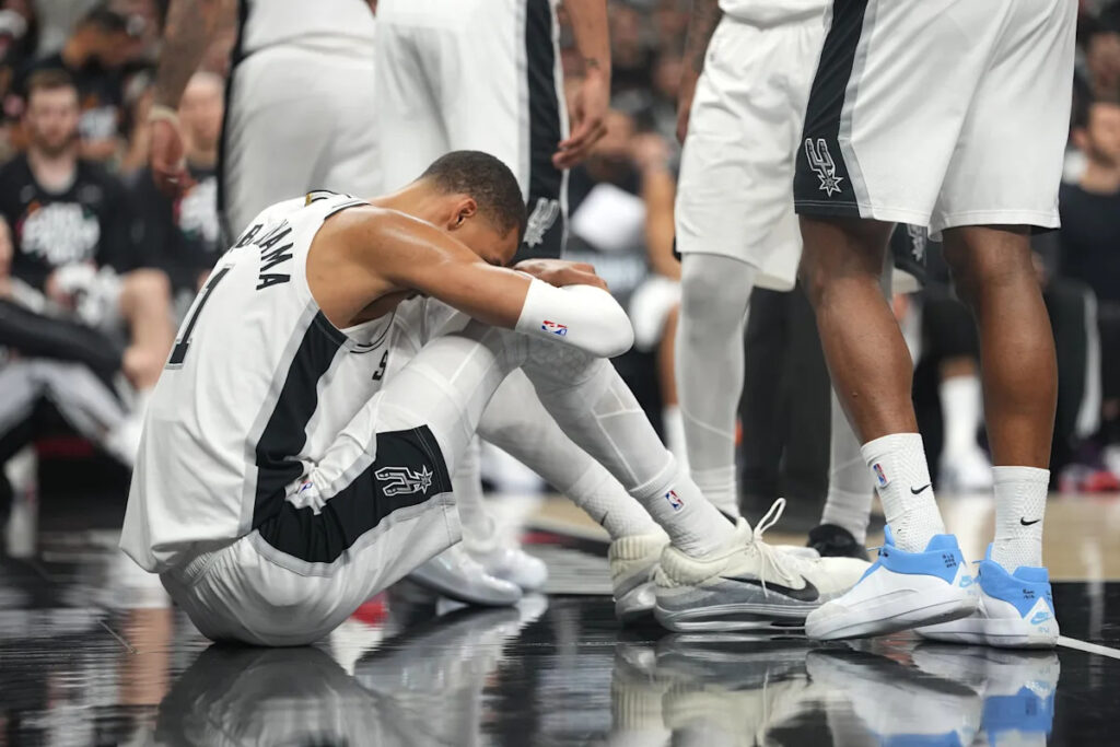 Victor Wembanyama injury: How do things change for Spurs vs. Blazers?