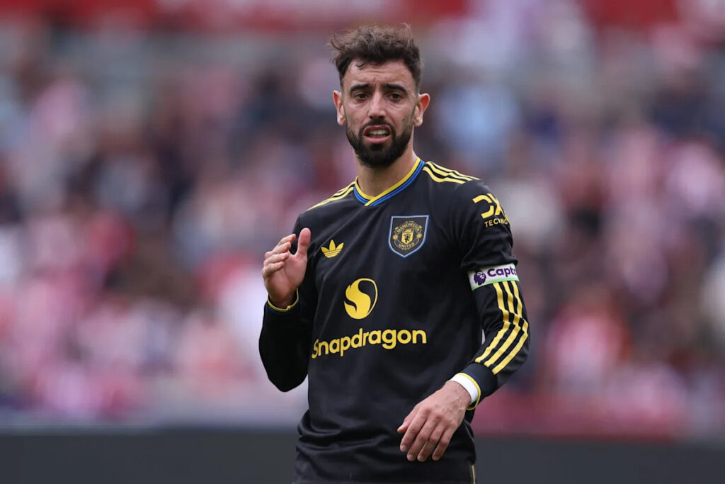 Report: Bruno Fernandes’ future at Man United remains uncertain