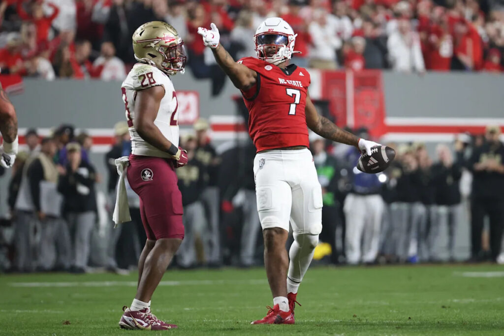 Everything to know about new Denver Broncos TE Justin Joly