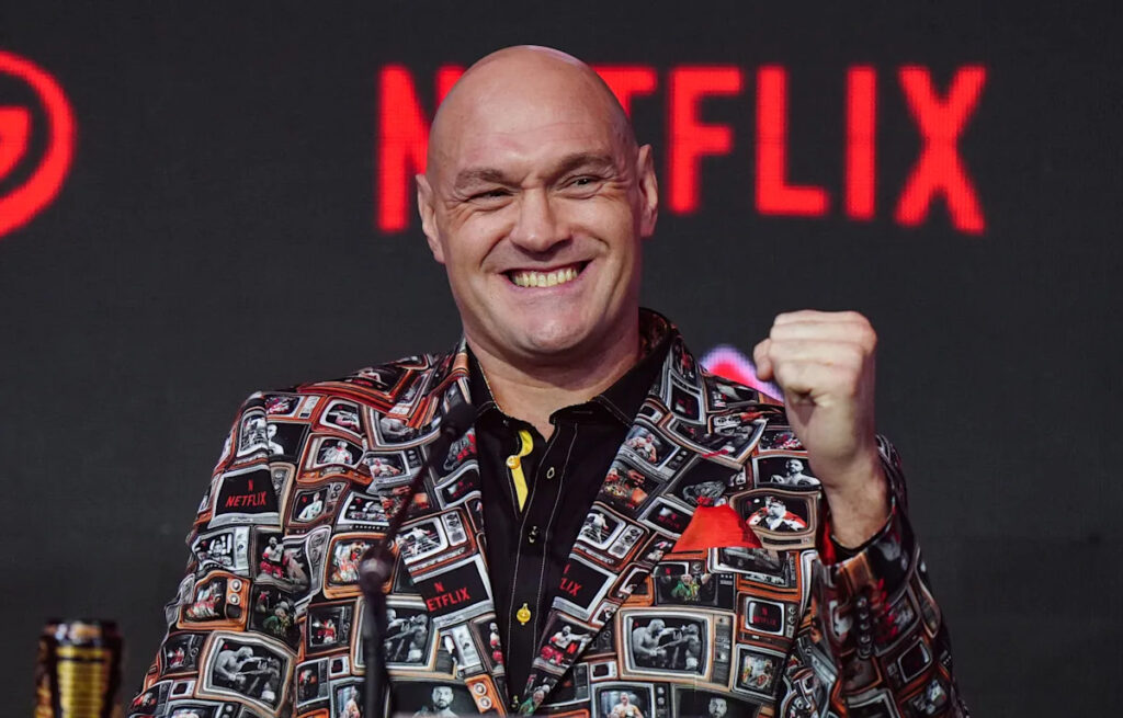 Tyson Fury faces bear-wrestling Arslanbek Makhmudov in his latest comeback to heavyweight boxing Tyson Fury faces bear-wrestling Arslanbek Makhmudov in his latest comeback to heavyweight boxing