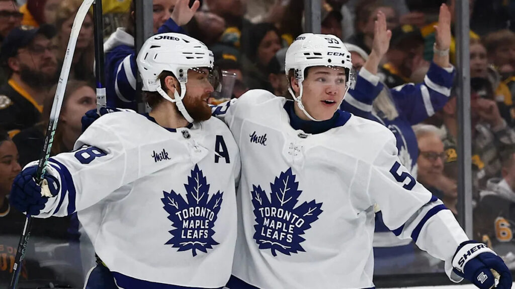 Maple Leafs vs Sharks Prediction, Picks & Odds for Tonight’s NHL Game