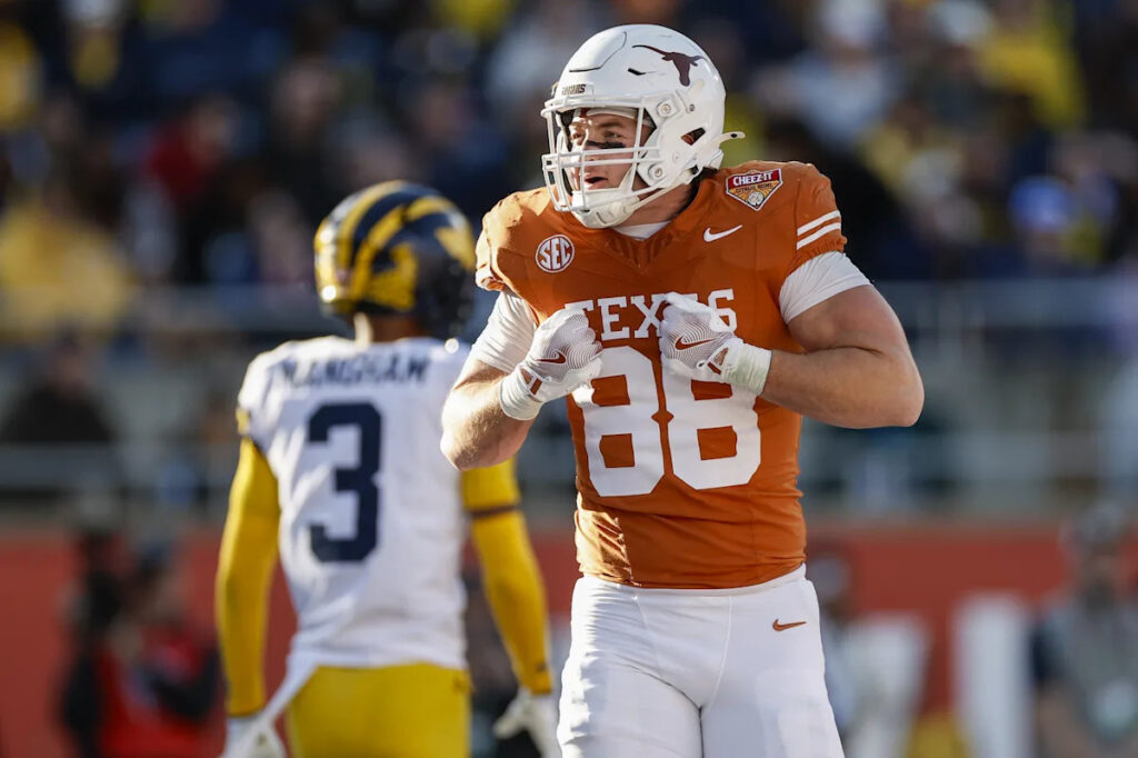 2026 NFL Draft Profile: Texas tight end Jack Endries