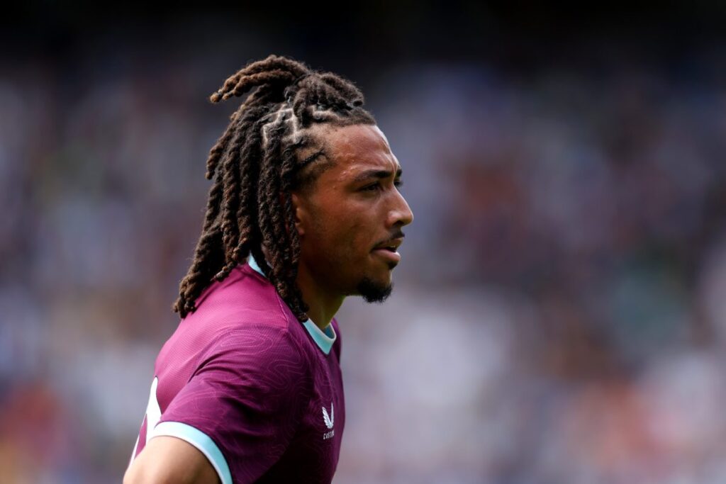 Paris FC consider triggering buy option in Luca Koleosho’s loan deal from Burnley