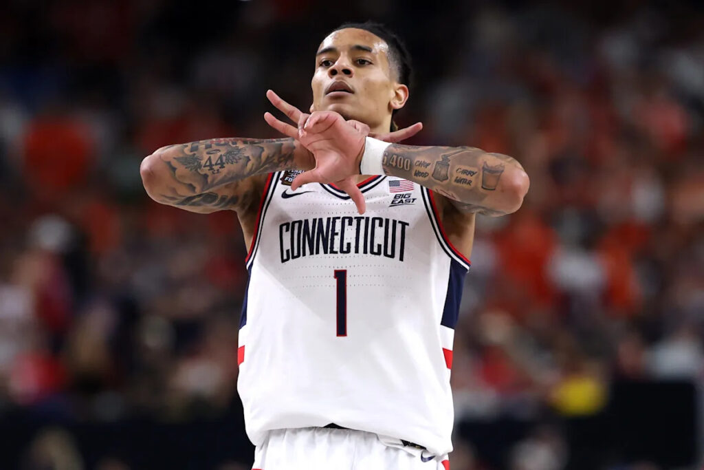 Solo Ball injury update: UConn guard in walking boot ahead of national championship game Solo Ball injury update: UConn guard in walking boot ahead of national championship game