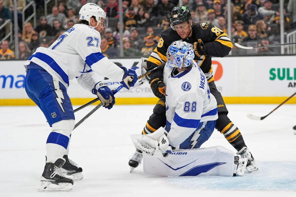 Emil Lilleberg scores late as Lightning beat Bruins 2-1, delaying Boston’s playoff clinch Emil Lilleberg scores late as Lightning beat Bruins 2-1, delaying Boston’s playoff clinch