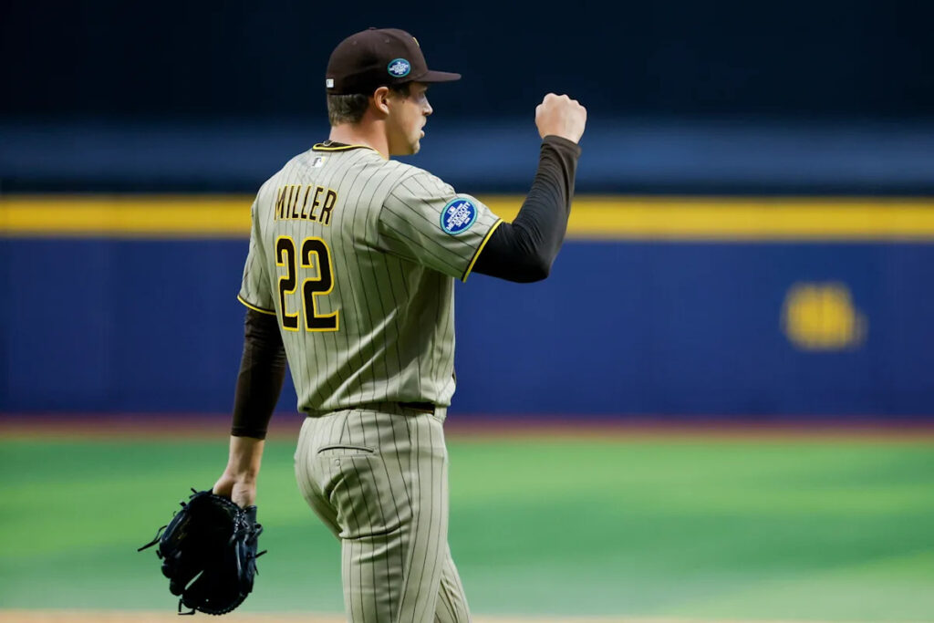 Mason Miller breaks Padres scoreless innings record, now 7 frames away from MLB mark for relievers