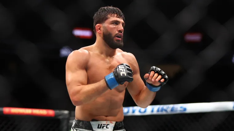 Top UFC contender believes he would best Khabib Nurmagomedov Top UFC contender believes he would best Khabib Nurmagomedov