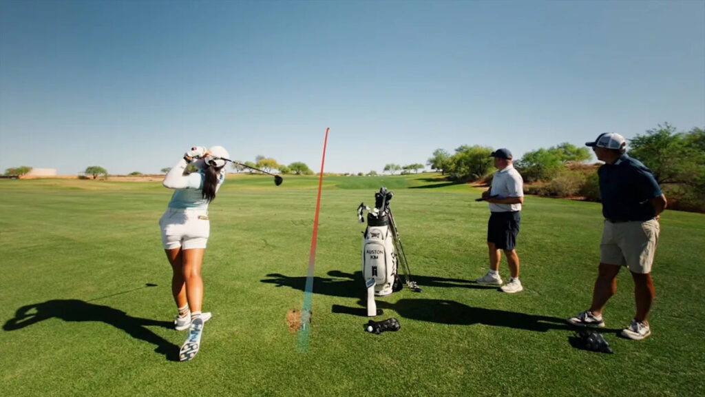 This pro bomber uses a rare equipment combination for the LPGA