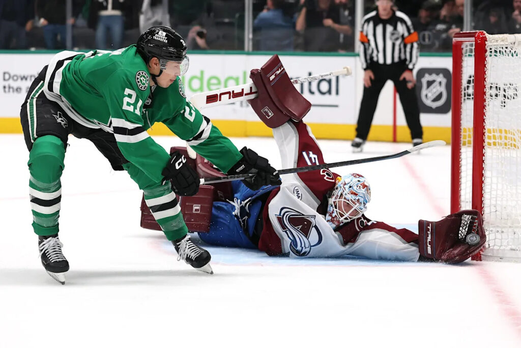 Open Thread: Colorado Avalanche @ Dallas Stars (1:00 P.M.) Open Thread: Colorado Avalanche @ Dallas Stars (1:00 P.M.)