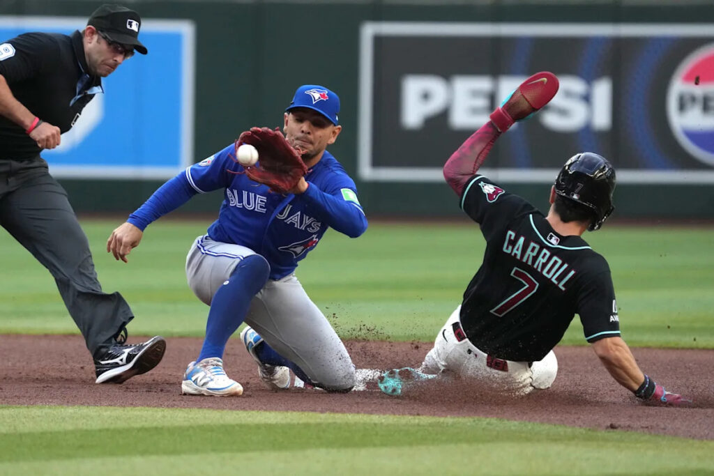 Hoffman Meltdown and Quiet Bats, Jays Lose 6-2