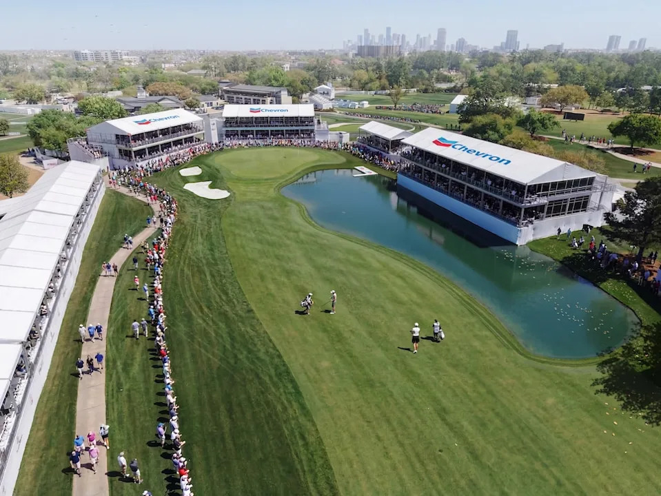 Memorial Park Golf Course: Hole 18