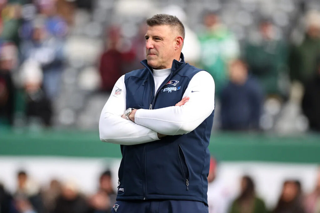 Patriots trade 191st pick to Jaguars for pair of selections