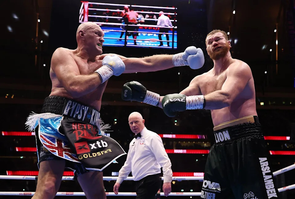 Fury went the distance with Makhmudov but was always a step or two ahead (Getty Images for Netflix)