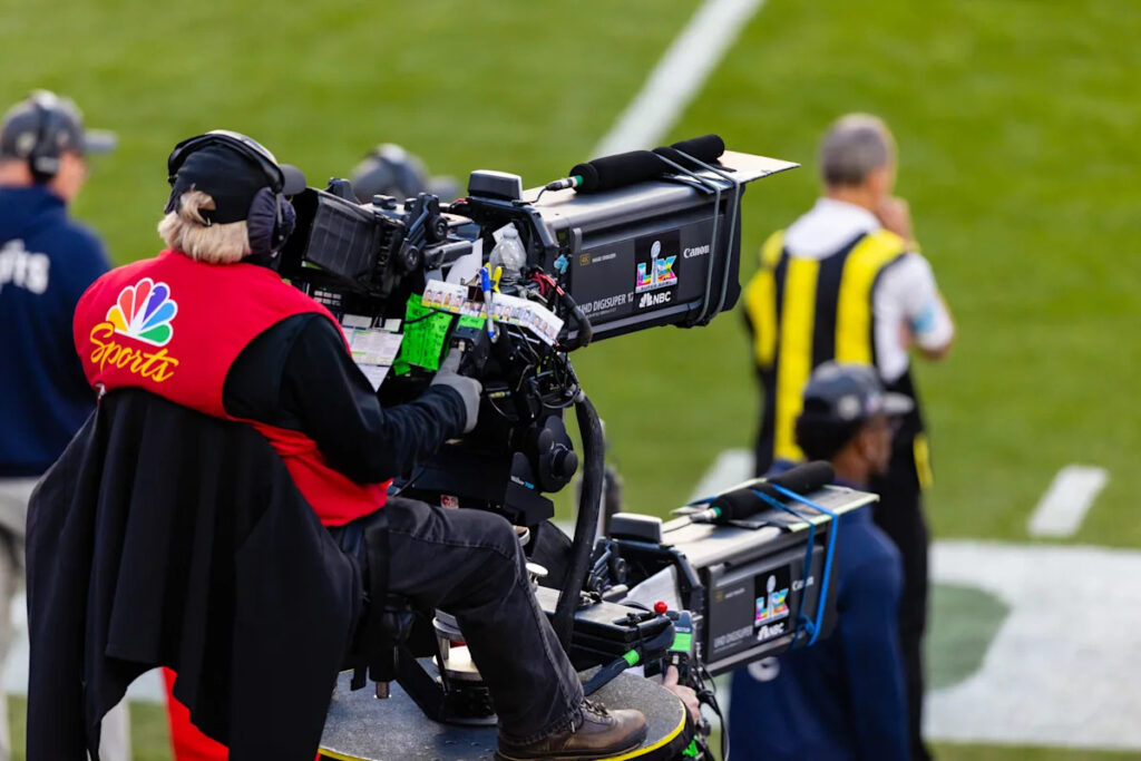 U.S. Senator to introduce bill aimed at ending sports blackouts, making games easier to watch for fans