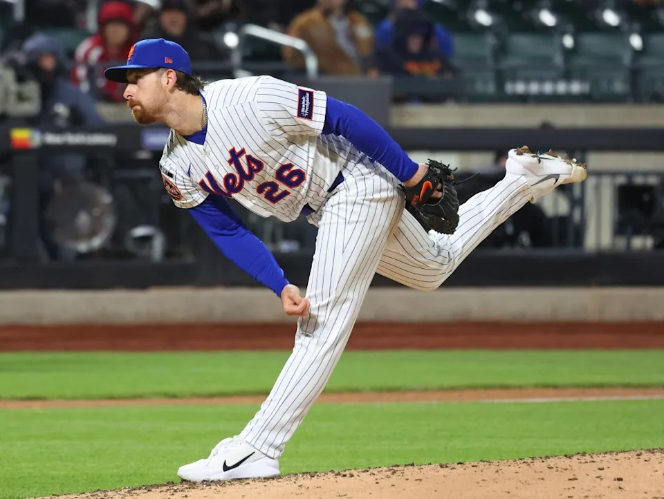 Nolan McLean throws a pitch in the fourth inning of the Mets’ blowout loss to the Diamondbacks. Robert Sabo for NY Post