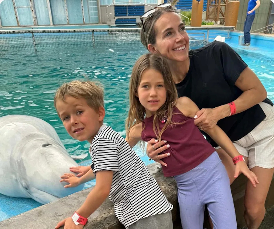 Andrew Putnam's wife Tawny and their kids at Sea World in San Antonio.