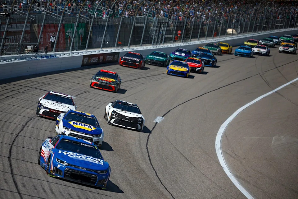 Kyle Larson, Hendrick Motorsports