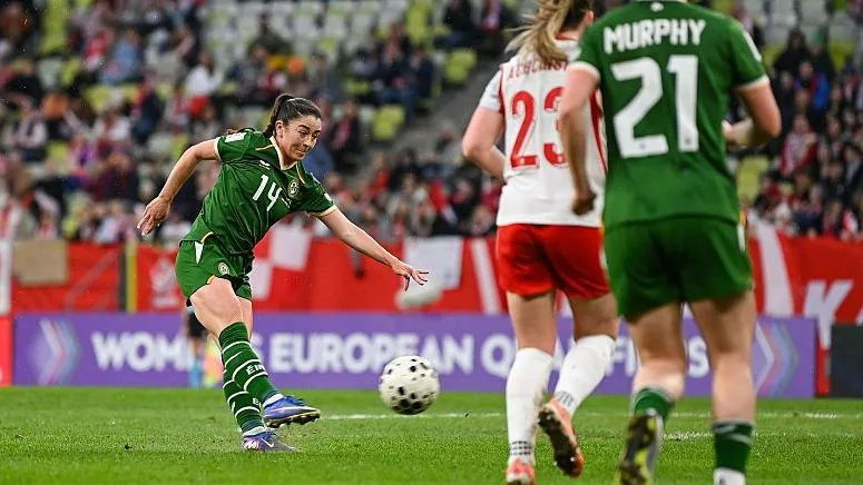 Marissa Sheva scores