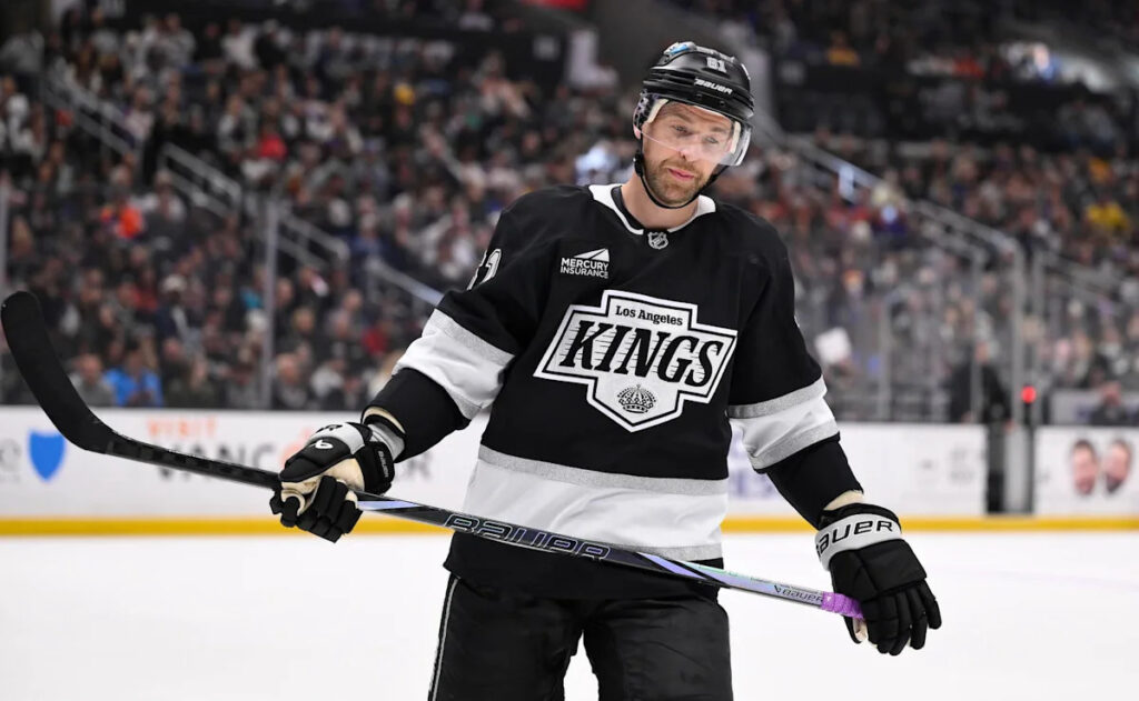 Longtime Los Angeles King Officially Announces His Retirement After 17 NHL Seasons
