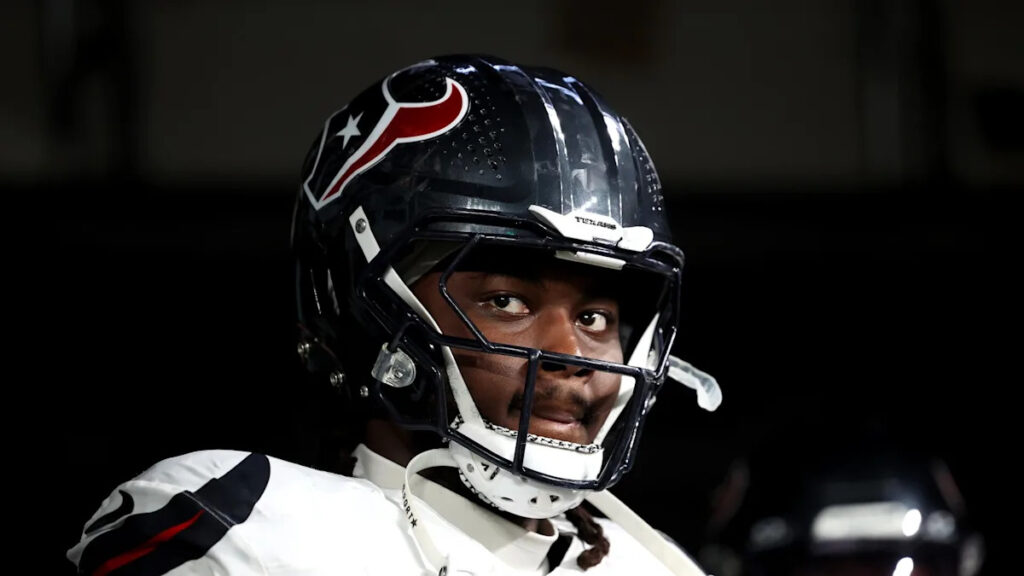 Buccaneers to work out free agent OL Kenyon Green Buccaneers to work out free agent OL Kenyon Green